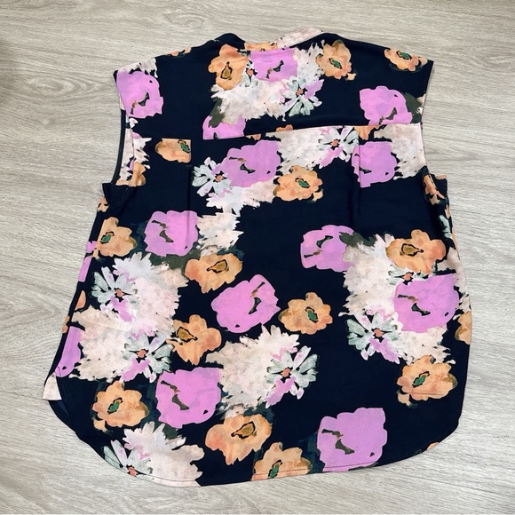 J. Crew Women's Multicolor Floral Cap Sleeve Keyhole Neck Blouse M - Picture 3 of 3